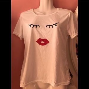 Women’s shirt size small